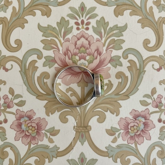 Green Turquoise Ring size 7 stamped 925​ - Picture 5 of 6